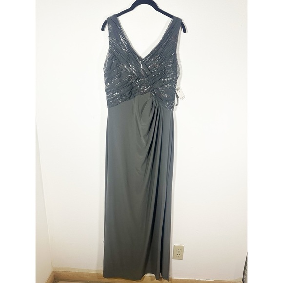 NWT $220 Lauren Ralph Lauren Evening Sequined Mesh Bodice Dress Size 12 - Picture 2 of 11
